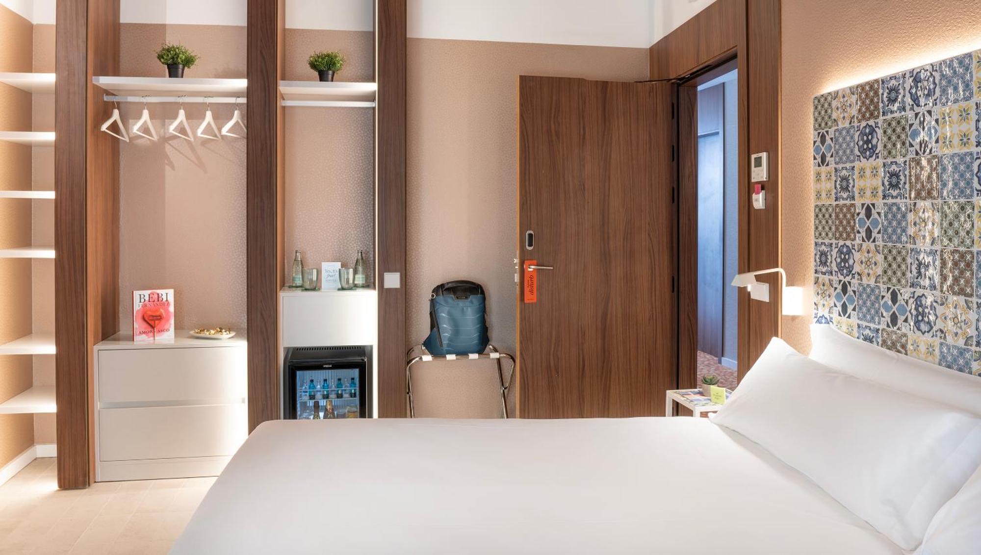 Axel Hotel Valencia - Adults Only 外观 照片