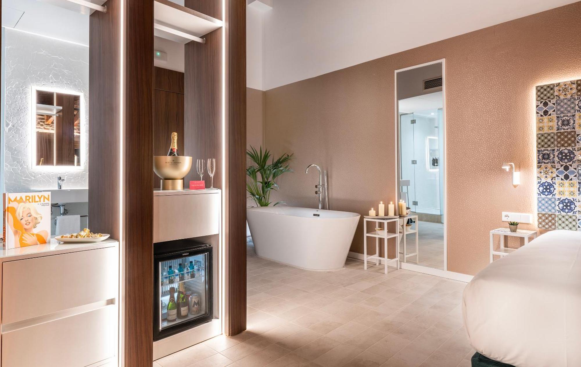 Axel Hotel Valencia - Adults Only 外观 照片
